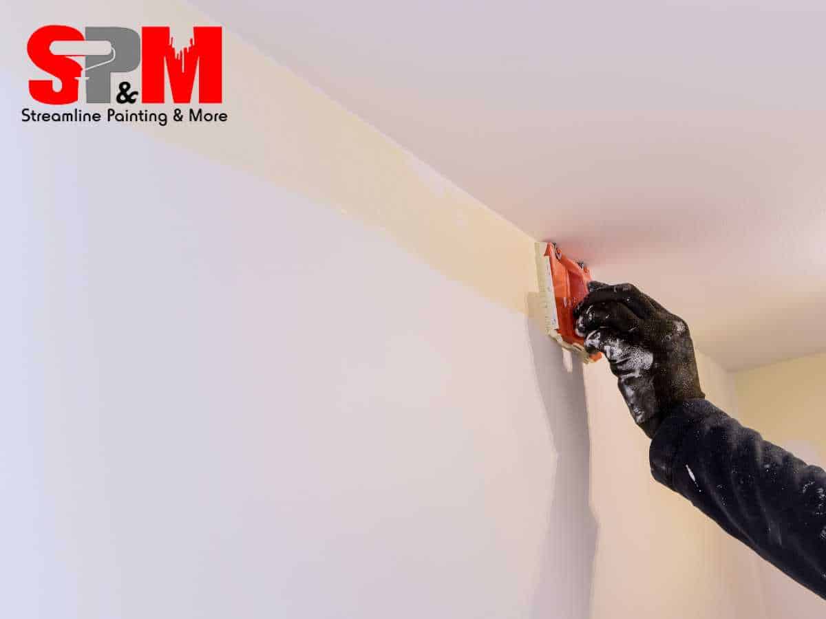 hiring a paint contractor in Houston, TX